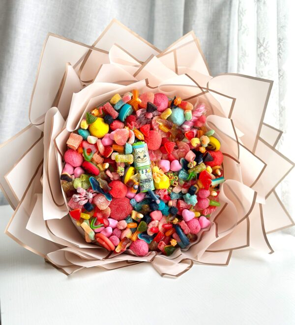 Candy Bouquet Delivery | Sour Candy bouquet - FruqueteLA